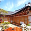 Happiness Full Hanok Guesthouse Jeonju