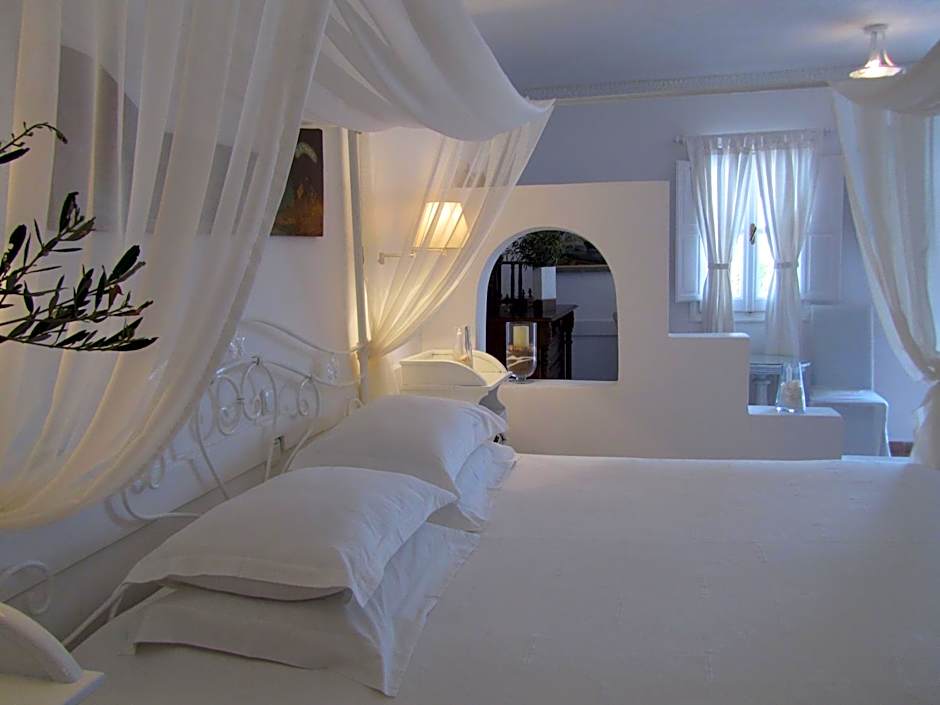 Porto Scoutari Romantic Hotel