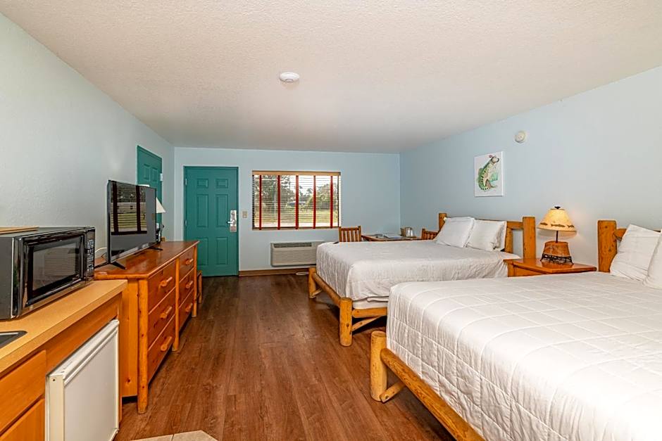 Camp Mack Lodge, Marina & RV Resort