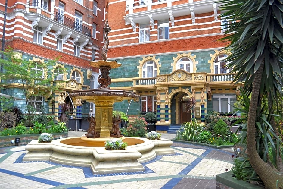 St. James' Court, A Taj Hotel, London