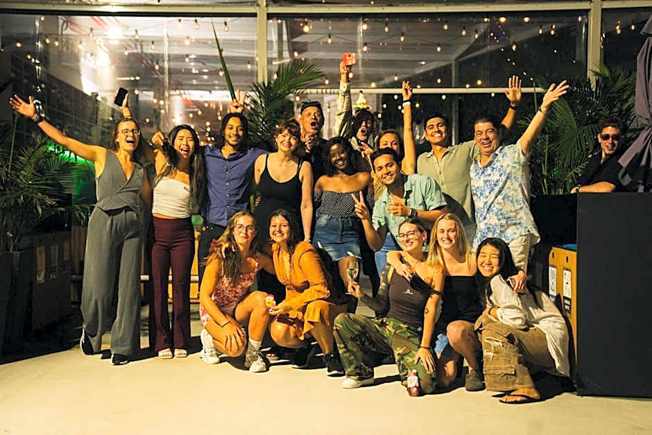 Capsuleaccom Hostel