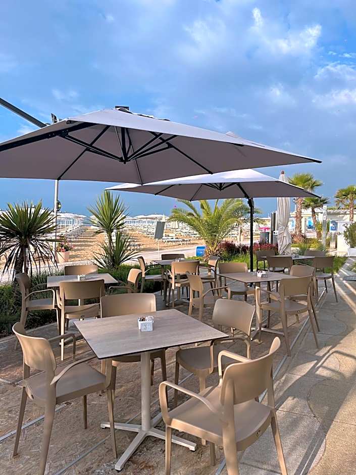 Hotel Silva Frontemare PARK & BEACH-PLACE INCLUDED