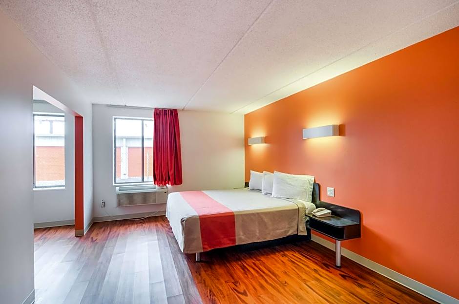 Motel 6-Lansing, IL - Chicago South