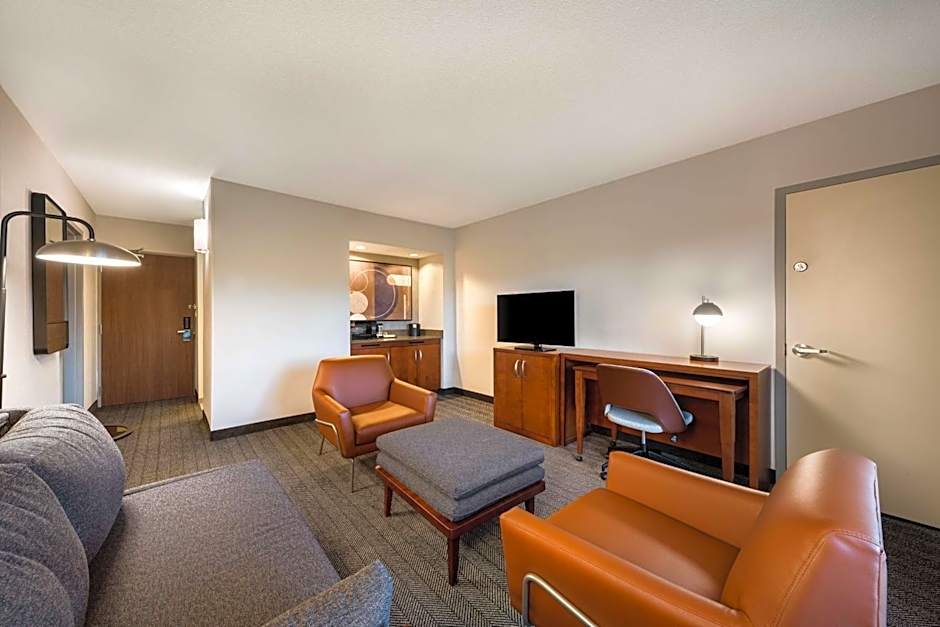 Sonesta Select San Jose Airport