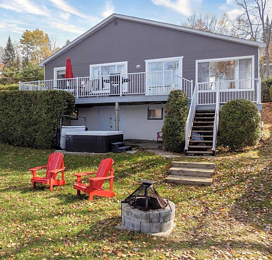 FRONT LAKE hot tub with sunset ski and slide 8p