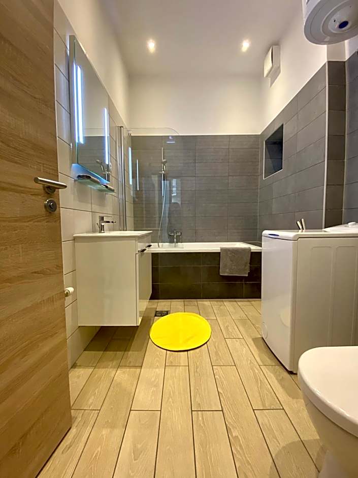 GRACIA APARTMENT HOUSE