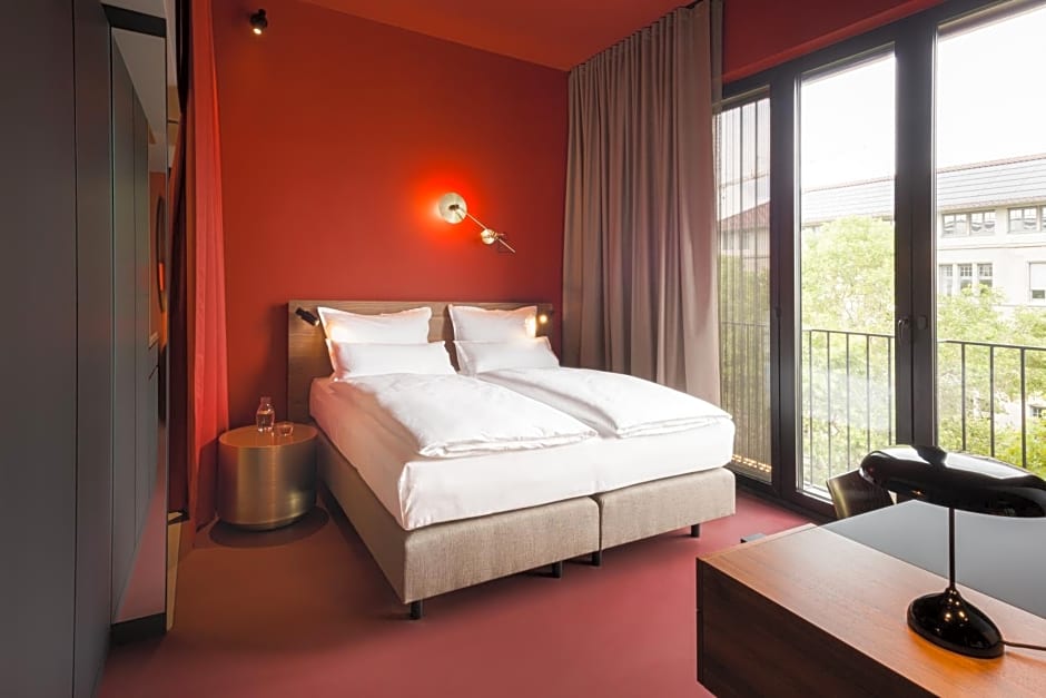 EmiLu Design Hotel