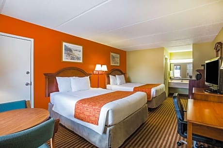 2 Double Beds Smoking