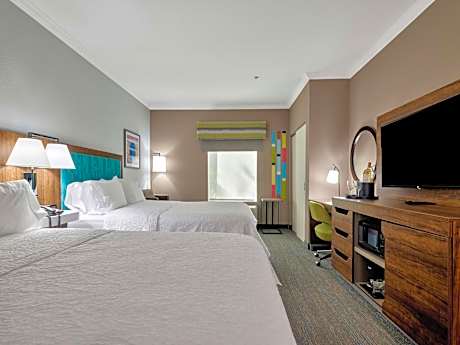 Room with Two Queen Beds - Non-Smoking