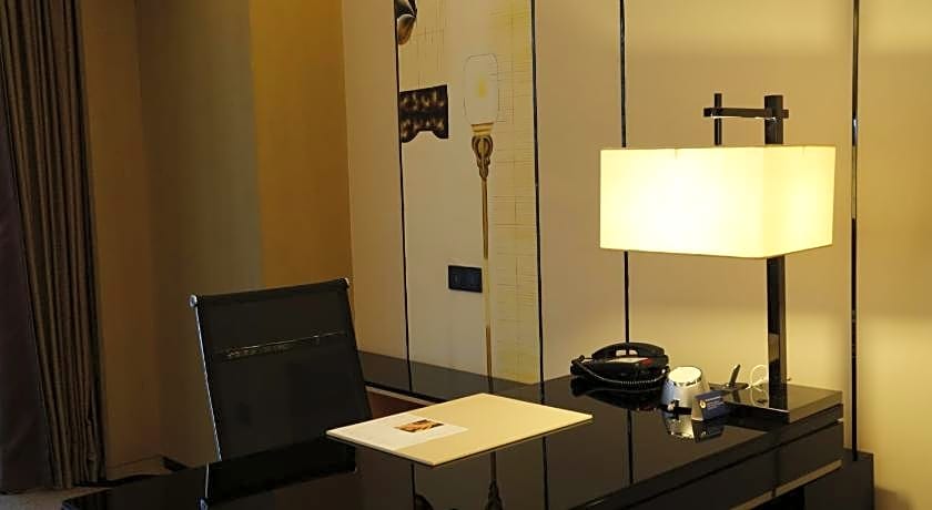 Wyndham Chongqing Yuelai