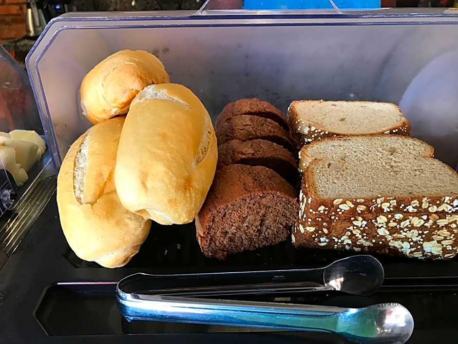 casaJOMO Art, Food & Music B&B