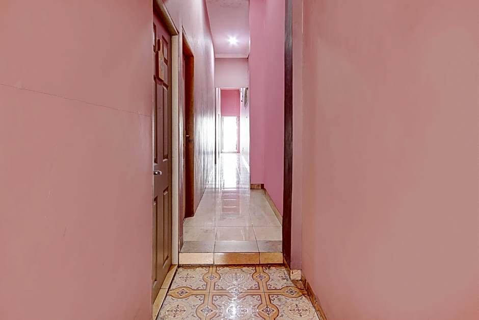 Hotel O Prawirotaman Near Keraton Yogyakarta Formerly Paris Guesthouse