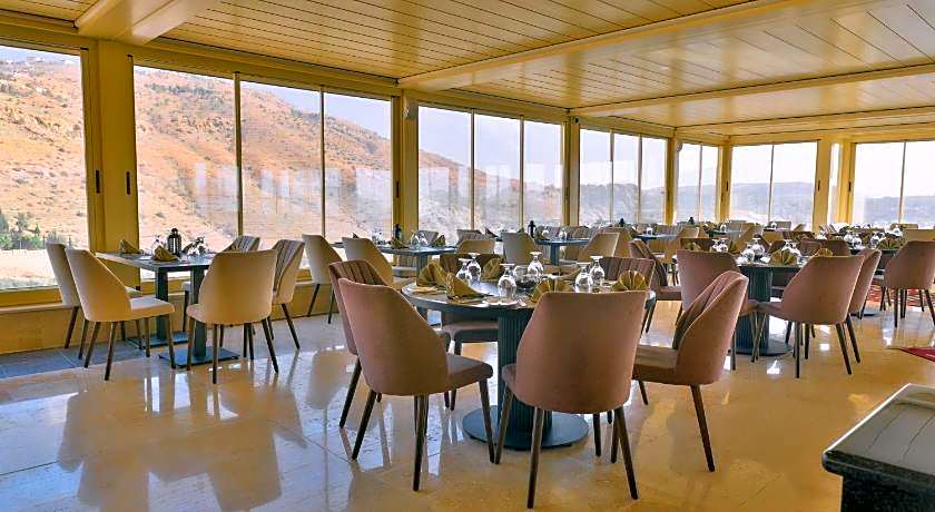 Petra Moon Hotel