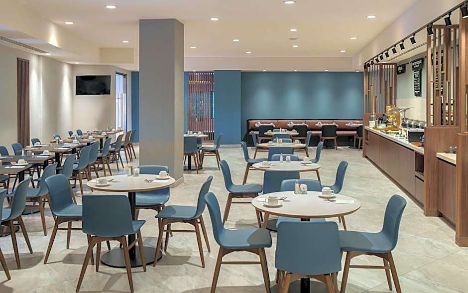 Holiday Inn Laval Montreal By IHG