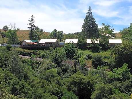 Priest Station Cafe & Cabins