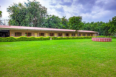 Narmada Hills Resort