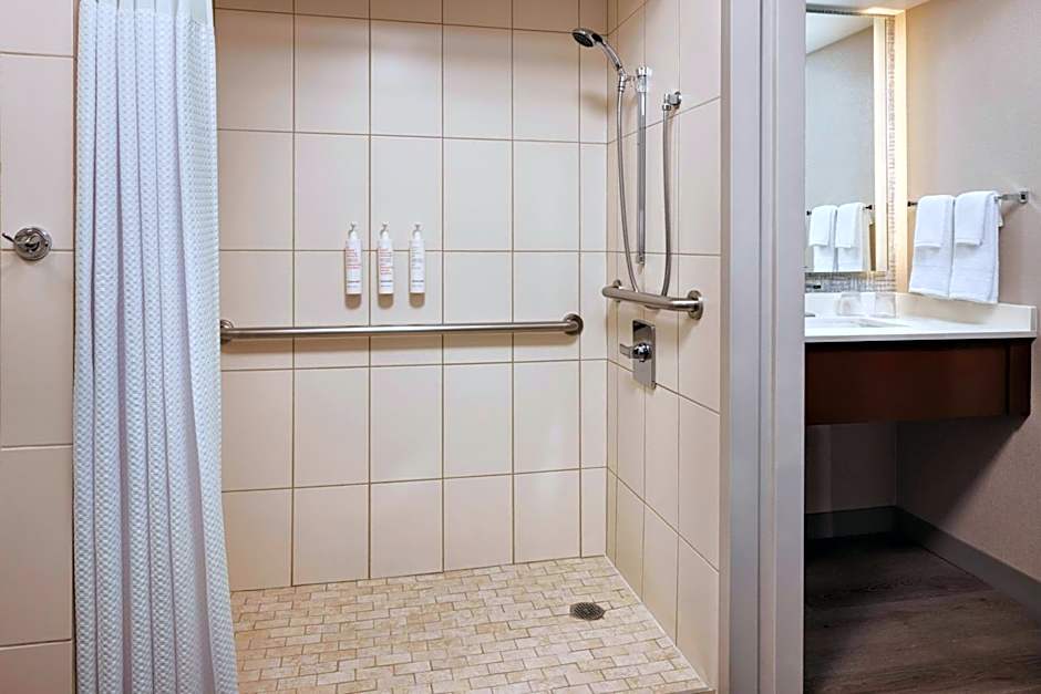 Chicago Marriott Suites Deerfield