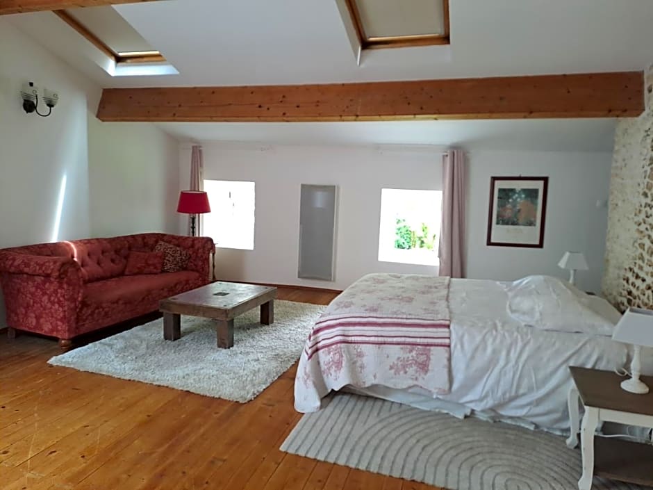 Gite du Calme 3 Star Bed & Breakfast Cognac