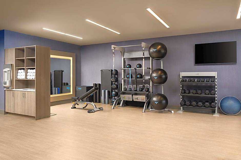 Hotel Lela Wilmington, Tapestry Collection by Hilton