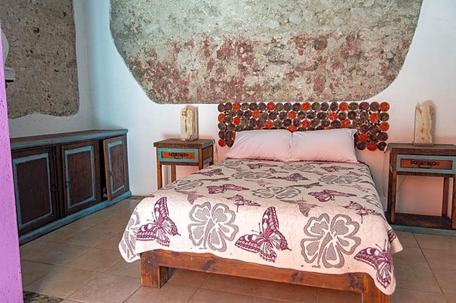 HOTEL BACANTES