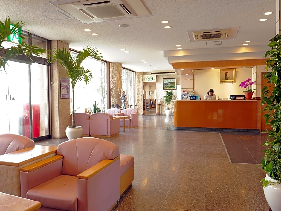 Crown Hotel Okinawa