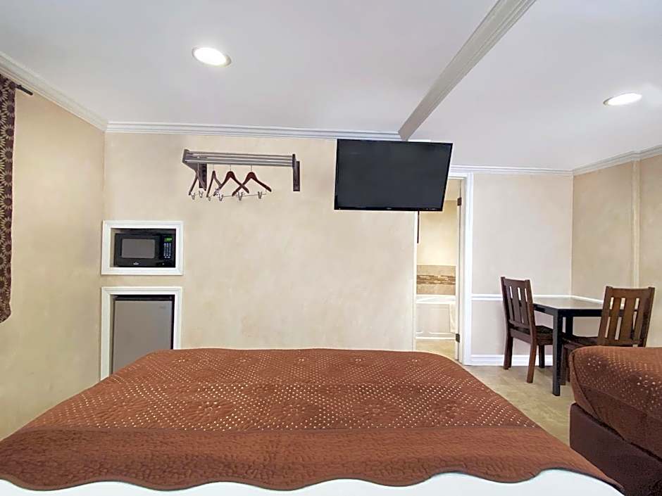 Nite Inn at Universal City
