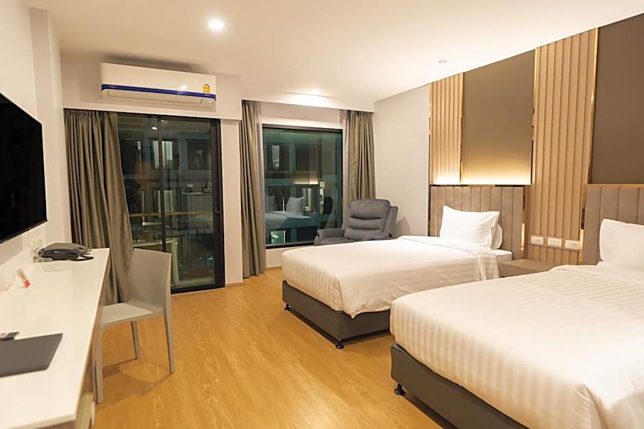 Crystal Srivaree Suvarnabhumi Hotel