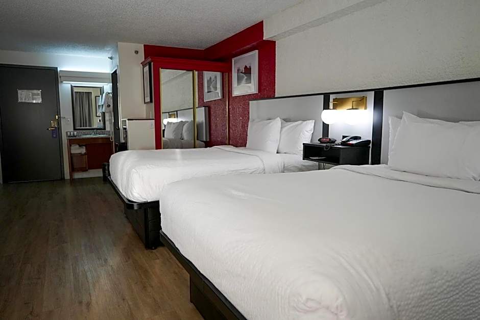Ramada by Wyndham Tulsa Broken Arrow