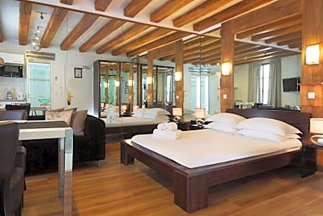 Studio (2 Adults) - Rue de la Sourdière