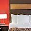 La Quinta Inn & Suites by Wyndham Pearsall