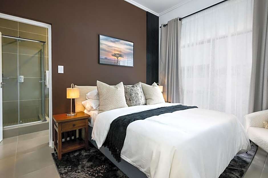 Upmarket Stunner in Ballito 360 with Inverter