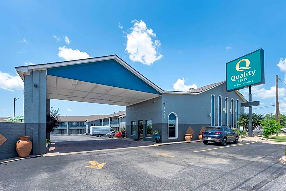 Quality Inn Near Lake Marble Falls