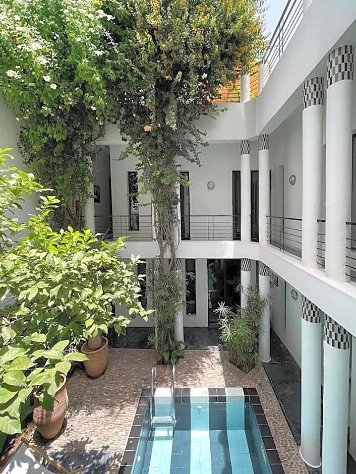 Riad Tchina