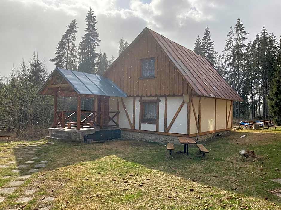 Chaty a horský hotel Kožiar