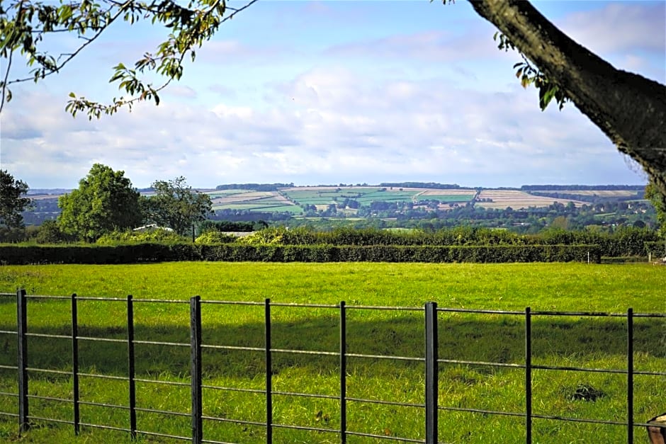 Banbury Hill Farm Bed & Breakfast