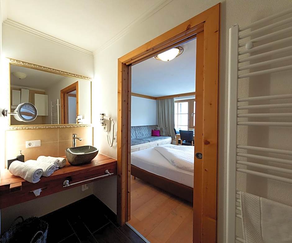 Hotel und Alpen Apartments mit Sauna - Bürglhöh