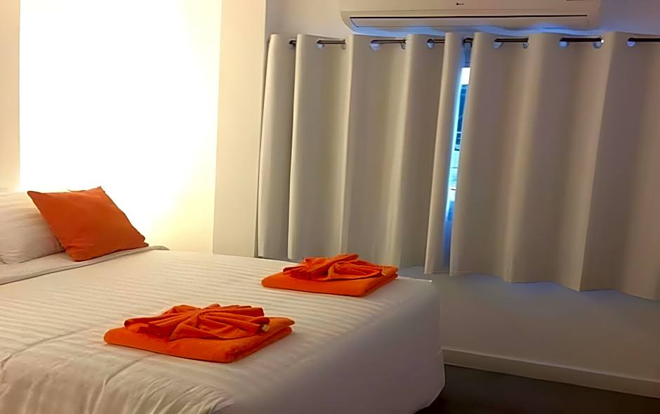 Original Orange Hotel