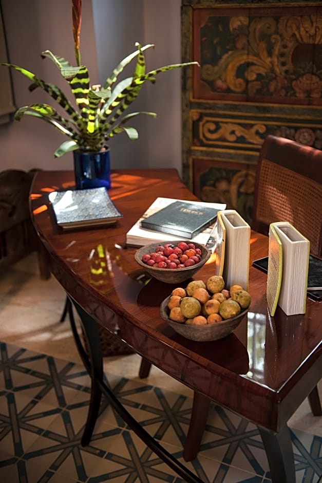 Casas del XVI Boutique Hotel