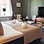 Leopold Boutique Hotel