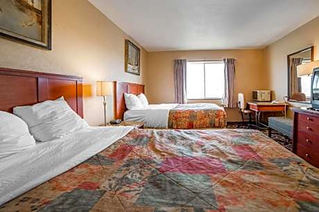 Double Room with Two Double Beds - Smoking