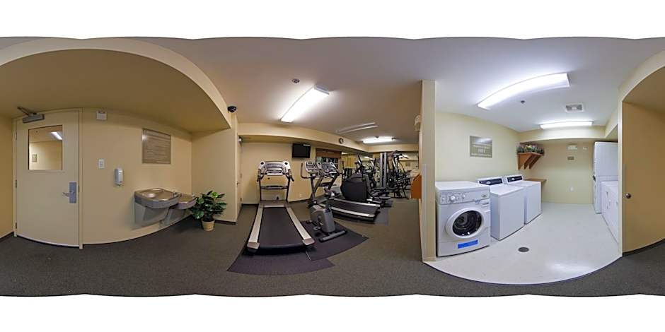 Candlewood Suites Milwaukee Brown Deer Hotel By IHG