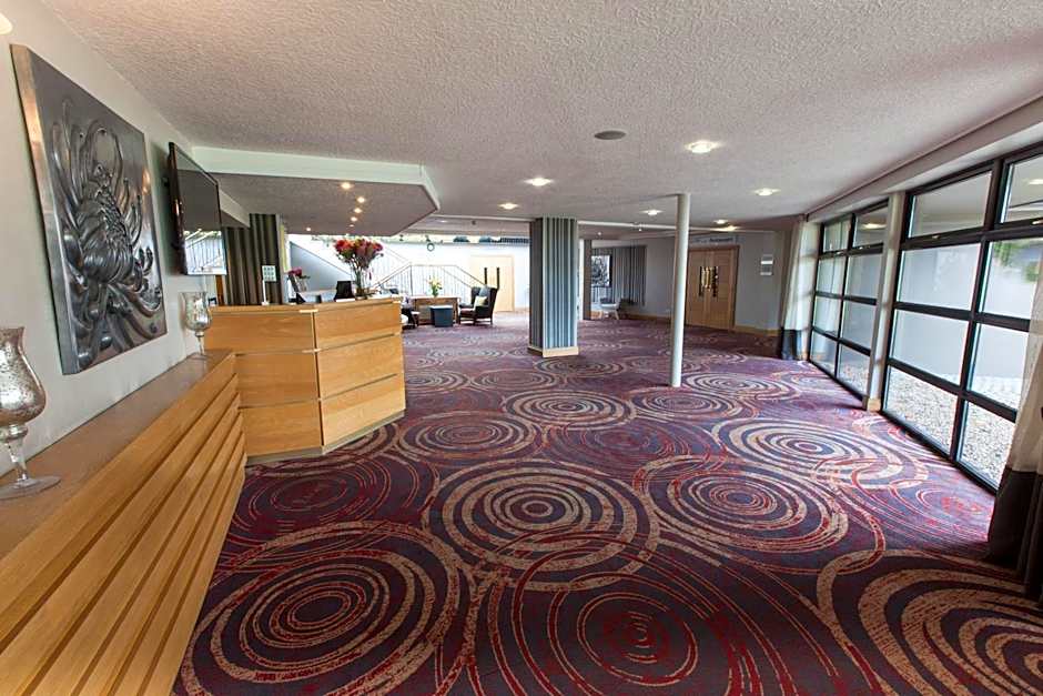 Best Western Plus White Horse Hotel