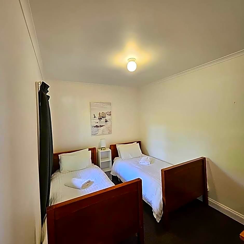 Smugglers Rest Apartments