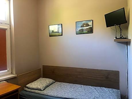 Twin Room with Private Bathroom