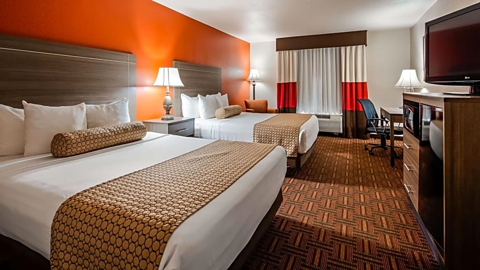 Best Western PLUS Memorial Inn