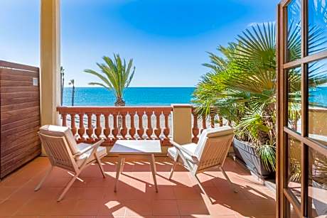 Duplex Suite with Terrace Beach Front