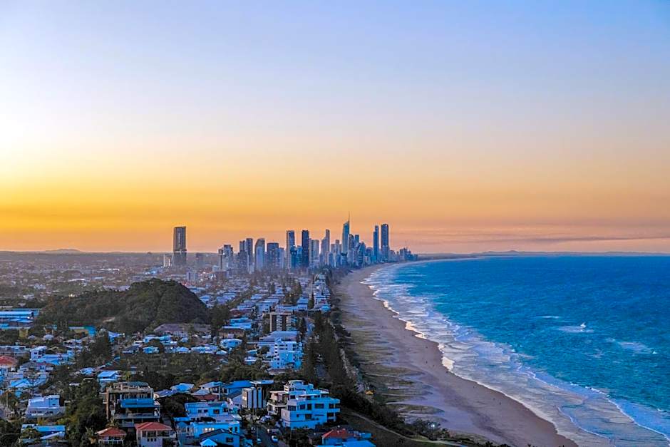 Burleigh Surf Apartments