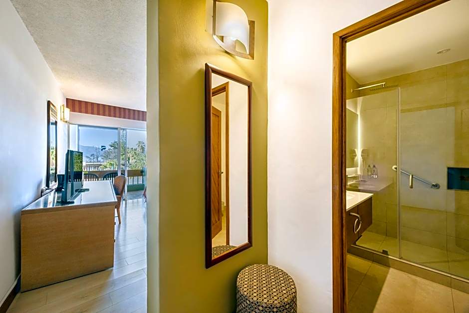 Porta Hotel Del Lago