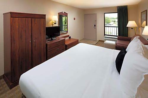 Baymont by Wyndham Fayetteville