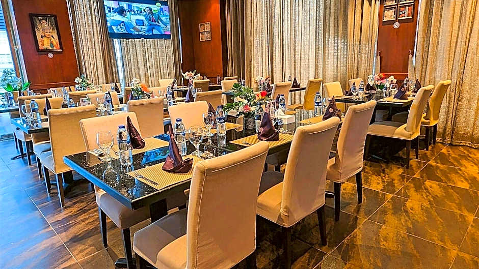 City Tower Hotel